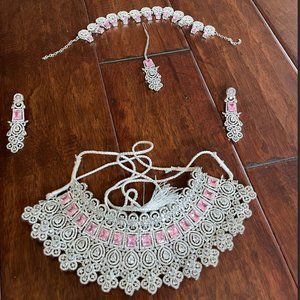 bridal kundan choker set with Matha Patti